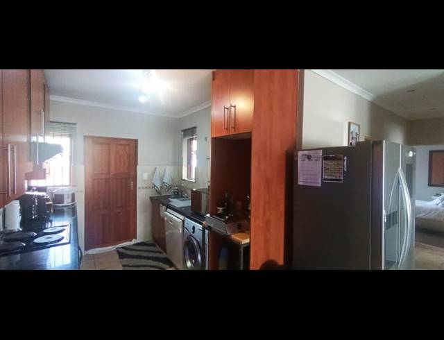 2 BEDROOM TOWNHOUSE FOR SALE IN ELEADAH
